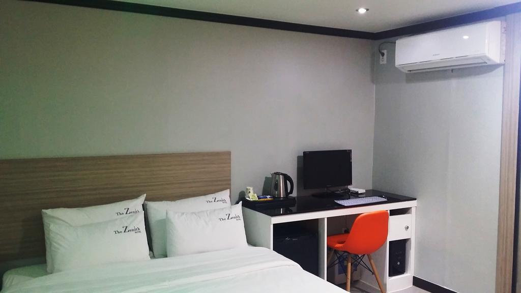 The Zenith Hotel Busan Exterior photo