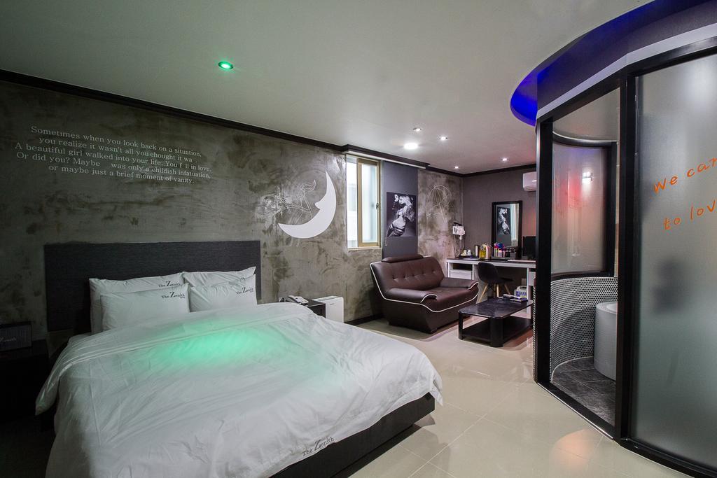 The Zenith Hotel Busan Room photo